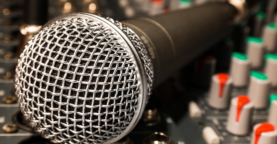 Microphone Black Friday 2019 Deals (Blue Yeti, Shure, Samson) 3D Insider