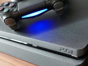 Why is the Fan of the PS4 so Loud? How Can I Fix it?