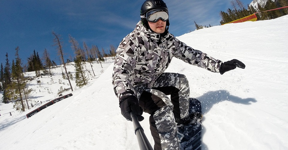 6 Best Action Cameras for Snowboarding of 2019 – 3D Insider