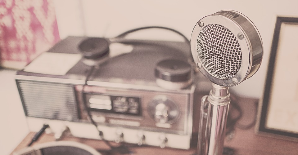 A Brief History of Microphones Who Invented Them and When 3D Insider