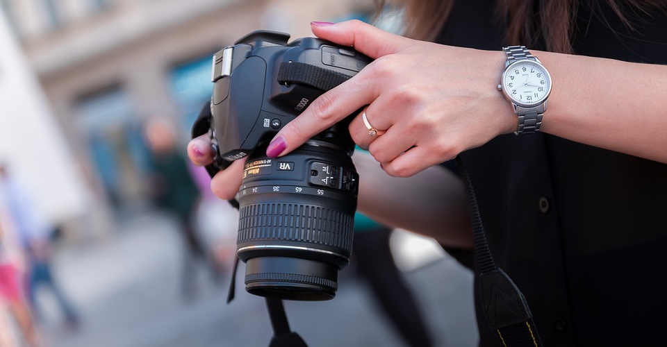Top Mirrorless And Dslr Cameras Black Friday 2019 Deals Canon Nikon Sony Fujifilm 3d Insider