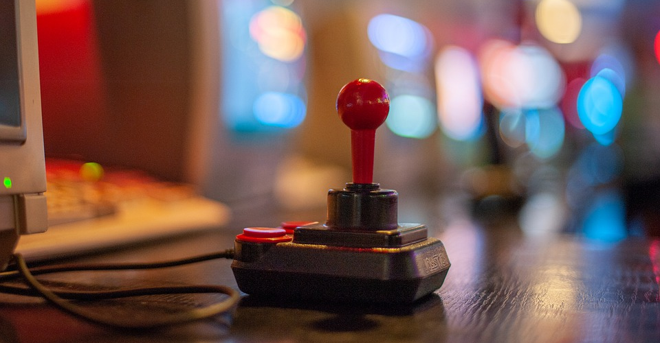 8 Best Joysticks You Can Get and What to Look For