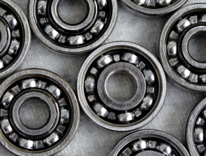 Ball Bearings vs Roller Bearings: How Are They Different?