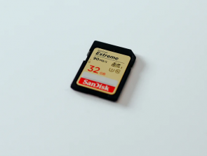 How Many Pictures Can 32GB Hold? A Reference for Photographers