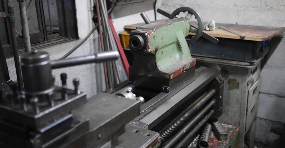 The Different Types of Milling Machines and Cutters