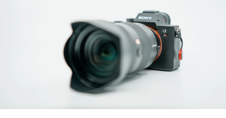 12 Best Sony a7R III Accessories in 2020