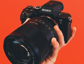 6 Best Sony Prime Lenses in 2020