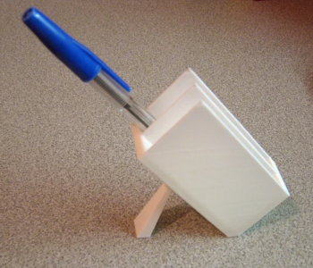 Minimalist pen holder