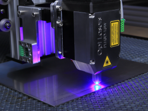 Diode Lasers Vs. CO2 Lasers – Which One is Best for Laser Engraving?
