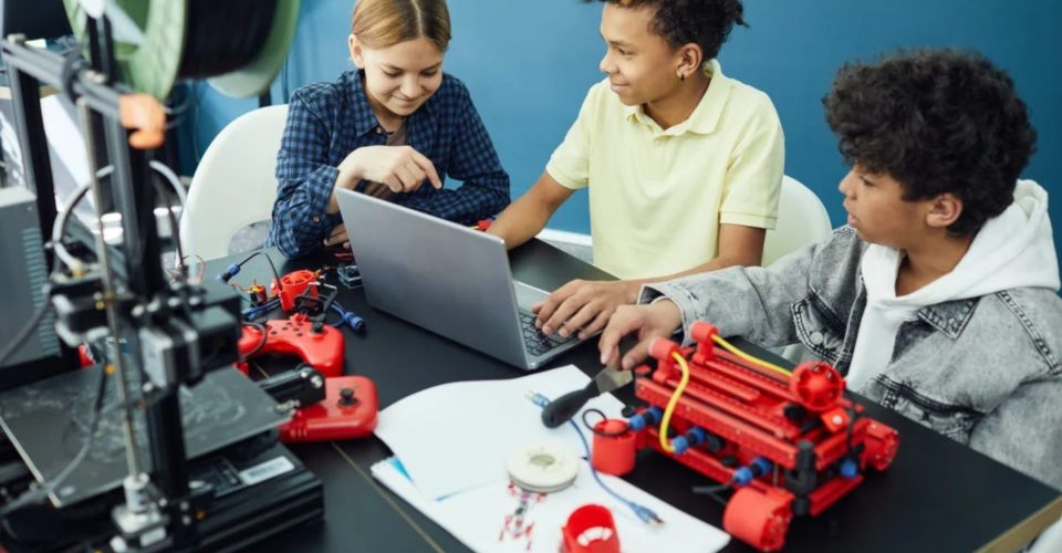 The Top 5 Best Kid-Friendly 3D Printers